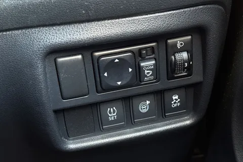 NA17YRC Nissan Juke 1.6 Tekna XTRON Euro 6 5dr Thumbnail #33