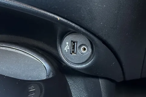 NA17YRC Nissan Juke 1.6 Tekna XTRON Euro 6 5dr Thumbnail #40