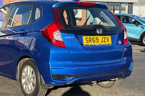 SR69JZV Honda Jazz 1.3 i-VTEC SE CVT Euro 6 (s/s) 5dr Thumbnail #7