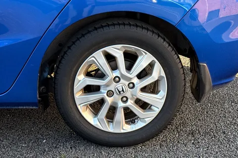 SR69JZV Honda Jazz 1.3 i-VTEC SE CVT Euro 6 (s/s) 5dr Thumbnail #11