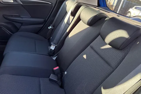 SR69JZV Honda Jazz 1.3 i-VTEC SE CVT Euro 6 (s/s) 5dr Thumbnail #18