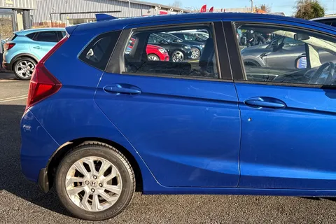 SR69JZV Honda Jazz 1.3 i-VTEC SE CVT Euro 6 (s/s) 5dr Thumbnail #30