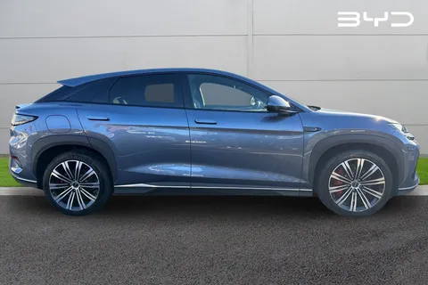 LJ74TWT BYD Sealion 7 82.5kWh Design Auto AWD 5dr Thumbnail #3