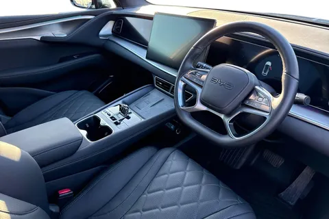 LJ74TWT BYD Sealion 7 82.5kWh Design Auto AWD 5dr Thumbnail #7