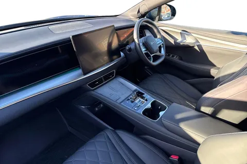 LJ74TWT BYD Sealion 7 82.5kWh Design Auto AWD 5dr Thumbnail #8