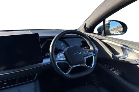 LJ74TWT BYD Sealion 7 82.5kWh Design Auto AWD 5dr Thumbnail #12