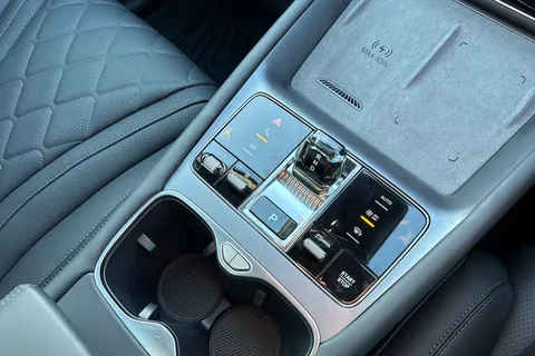 LJ74TWT BYD Sealion 7 82.5kWh Design Auto AWD 5dr Thumbnail #19