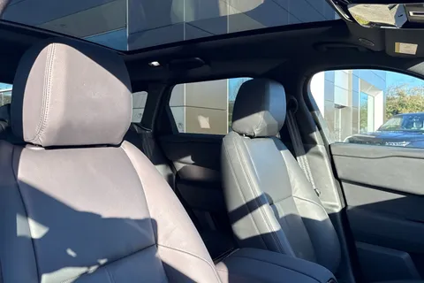 KP24CZN Land Rover Range Rover Velar 3.0 D300 Dynamic SE 5dr Thumbnail #22