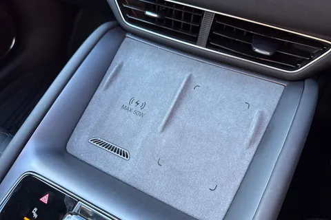 LJ74TWT BYD Sealion 7 82.5kWh Design Auto AWD 5dr Thumbnail #38