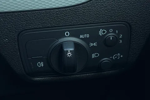 NG19ARF Audi Q2 1.6 TDI 30 SE Euro 6 (s/s) 5dr Thumbnail #37