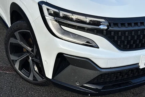 MH24DDJ Renault Austral 1.2 E-TECH techno esprit Alpine Auto Euro 6 (s/s) 5dr Thumbnail #24