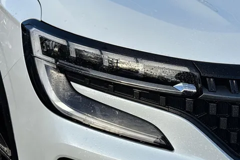 MH24DDJ Renault Austral 1.2 E-TECH techno esprit Alpine Auto Euro 6 (s/s) 5dr Thumbnail #26