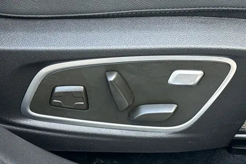 MH24DDJ Renault Austral 1.2 E-TECH techno esprit Alpine Auto Euro 6 (s/s) 5dr Thumbnail #31