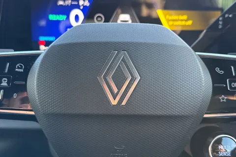 MH24DDJ Renault Austral 1.2 E-TECH techno esprit Alpine Auto Euro 6 (s/s) 5dr Thumbnail #43