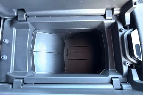 MH24DDJ Renault Austral 1.2 E-TECH techno esprit Alpine Auto Euro 6 (s/s) 5dr Thumbnail #51