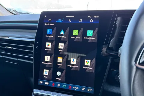 MH24DDJ Renault Austral 1.2 E-TECH techno esprit Alpine Auto Euro 6 (s/s) 5dr Thumbnail #53