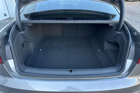 FV71WNM Audi A4 Sport Edition 40 TFSI  204 PS S tronic Thumbnail #7