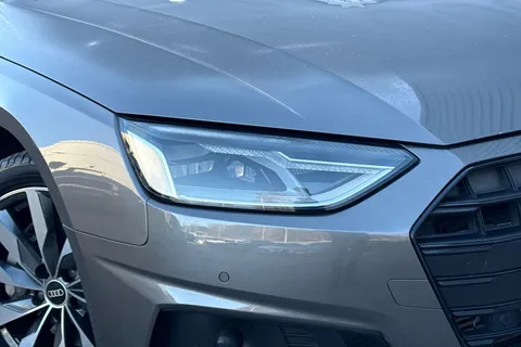 FV71WNM Audi A4 Sport Edition 40 TFSI  204 PS S tronic Thumbnail #9