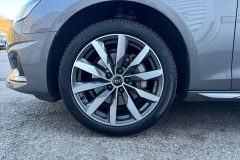 FV71WNM Audi A4 Sport Edition 40 TFSI  204 PS S tronic Thumbnail #13