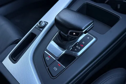 FV71WNM Audi A4 Sport Edition 40 TFSI  204 PS S tronic Thumbnail #23