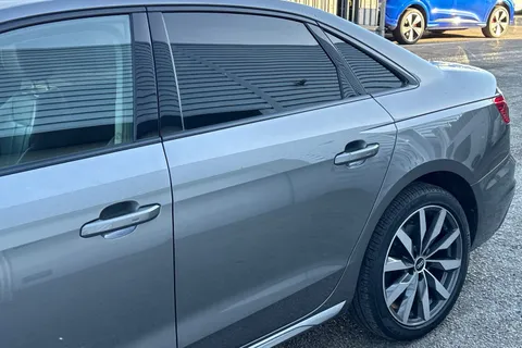 FV71WNM Audi A4 Sport Edition 40 TFSI  204 PS S tronic Thumbnail #26