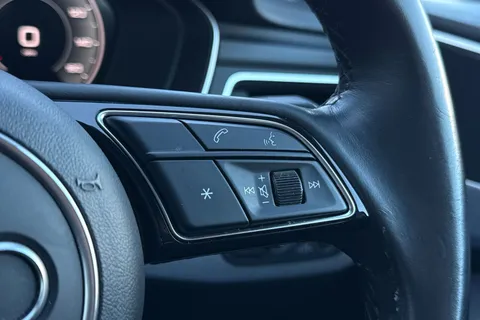 FV71WNM Audi A4 Sport Edition 40 TFSI  204 PS S tronic Thumbnail #36