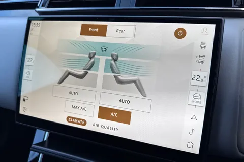 VX23TZB Land Rover R-Rover Velar Dyn Hse D M 3.0 D300 MHEV Dynamic HSE SUV 5dr Diesel Auto 4WD Euro 6 (s/s) (300 ps) Thumbnail #22