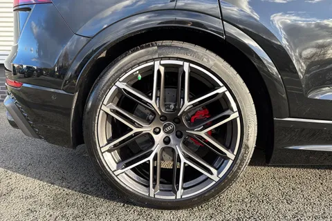  Audi RS Q8 4.0 TFSI V8 Performance Carbon Vorsprung Tiptronic quattro Euro 6 (s/s) 5dr Thumbnail #12