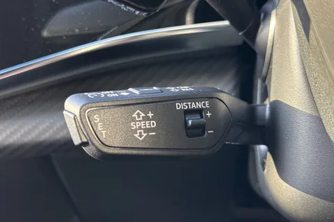  Audi RS Q8 4.0 TFSI V8 Performance Carbon Vorsprung Tiptronic quattro Euro 6 (s/s) 5dr Thumbnail #39