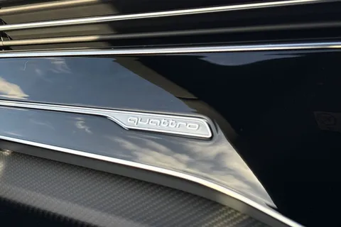 Audi RS Q8 4.0 TFSI V8 Performance Carbon Vorsprung Tiptronic quattro Euro 6 (s/s) 5dr Thumbnail #47