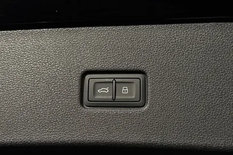  Audi RS Q8 4.0 TFSI V8 Performance Carbon Vorsprung Tiptronic quattro Euro 6 (s/s) 5dr Thumbnail #52