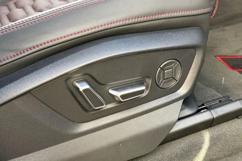  Audi RS Q8 4.0 TFSI V8 Performance Carbon Vorsprung Tiptronic quattro Euro 6 (s/s) 5dr Thumbnail #55