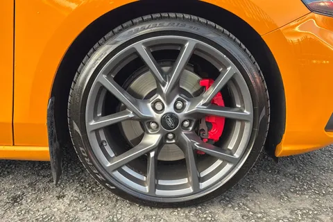 SV69YFE Ford Focus 2.3 EcoBoost ST 5dr Thumbnail #6