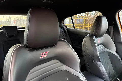 SV69YFE Ford Focus 2.3 EcoBoost ST 5dr Thumbnail #20