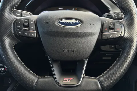 SV69YFE Ford Focus 2.3 EcoBoost ST 5dr Thumbnail #37