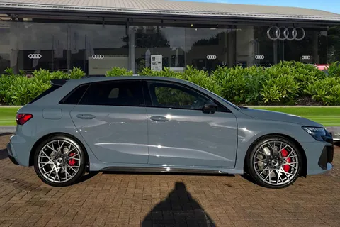  Audi RS 3 2.5 TFSI Carbon Black Sportback S Tronic quattro Euro 6 (s/s) 5dr Thumbnail #4