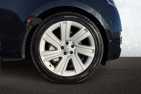 KS24WCK Land Rover Range Rover 3.0 P460e HSE 5dr Thumbnail #10