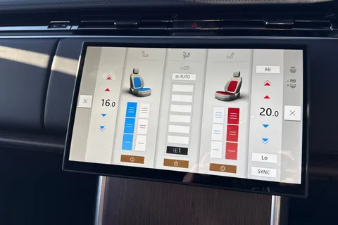 KS24WCK Land Rover Range Rover 3.0 P460e HSE 5dr Thumbnail #24