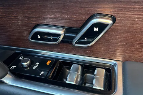 KS24WCK Land Rover Range Rover 3.0 P460e HSE 5dr Thumbnail #27