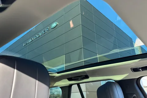 KS24WCK Land Rover Range Rover 3.0 P460e HSE 5dr Thumbnail #35