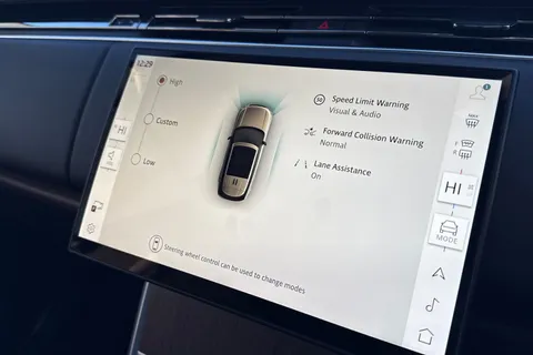 KS24WCK Land Rover Range Rover 3.0 P460e HSE 5dr Thumbnail #46