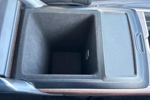 KS24WCK Land Rover Range Rover 3.0 P460e HSE 5dr Thumbnail #50