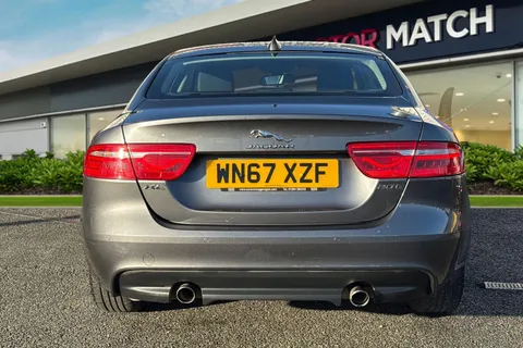 WN67XZF Jaguar XE 2.0i Prestige Auto Euro 6 (s/s) 4dr Thumbnail #4