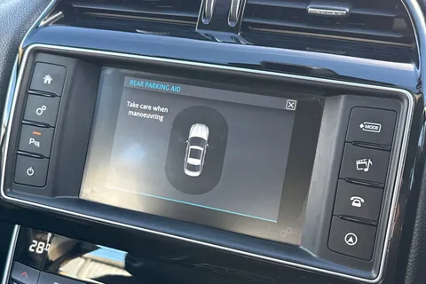 WN67XZF Jaguar XE 2.0i Prestige Auto Euro 6 (s/s) 4dr Thumbnail #47