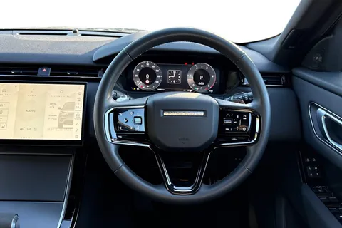 KP24CZN Land Rover Range Rover Velar 3.0 D300 Dynamic SE 5dr Thumbnail #16