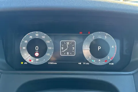KP24CZN Land Rover Range Rover Velar 3.0 D300 Dynamic SE 5dr Thumbnail #17