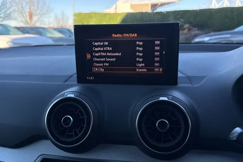 NG19ARF Audi Q2 SE 30 TDI  116 PS 6-speed Thumbnail #31