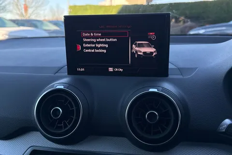 NG19ARF Audi Q2 SE 30 TDI  116 PS 6-speed Thumbnail #33