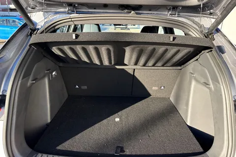 DA75NXZ BYD ATTO 3 60.48kWh Design Auto 5dr Thumbnail #10