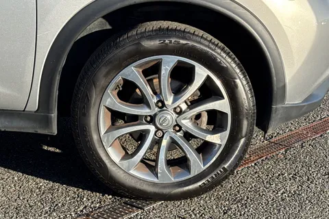 NA17YRC Nissan Juke 1.6 Tekna XTRON Euro 6 5dr Thumbnail #10